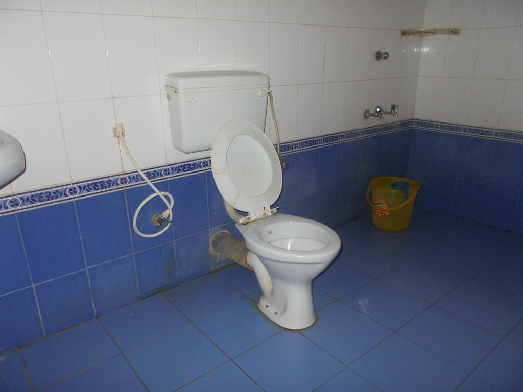 Guruvayur Bunglow Hotel Eksteriør billede