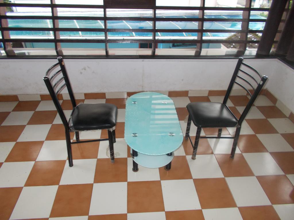 Guruvayur Bunglow Hotel Eksteriør billede