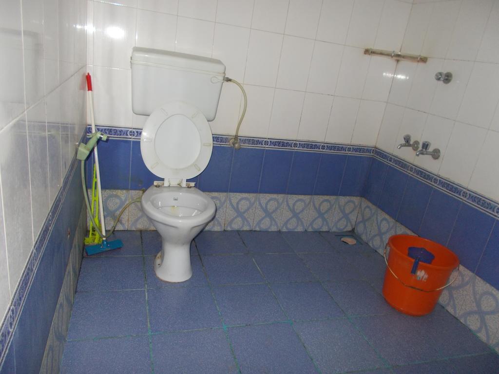 Guruvayur Bunglow Hotel Eksteriør billede