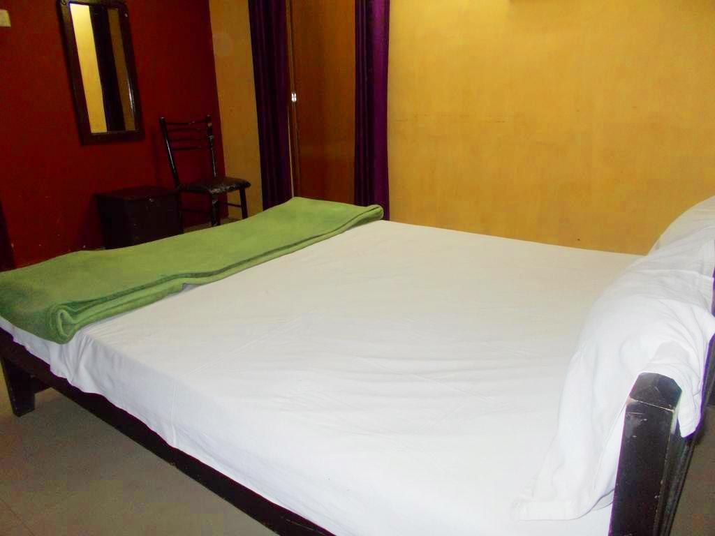 Guruvayur Bunglow Hotel Eksteriør billede